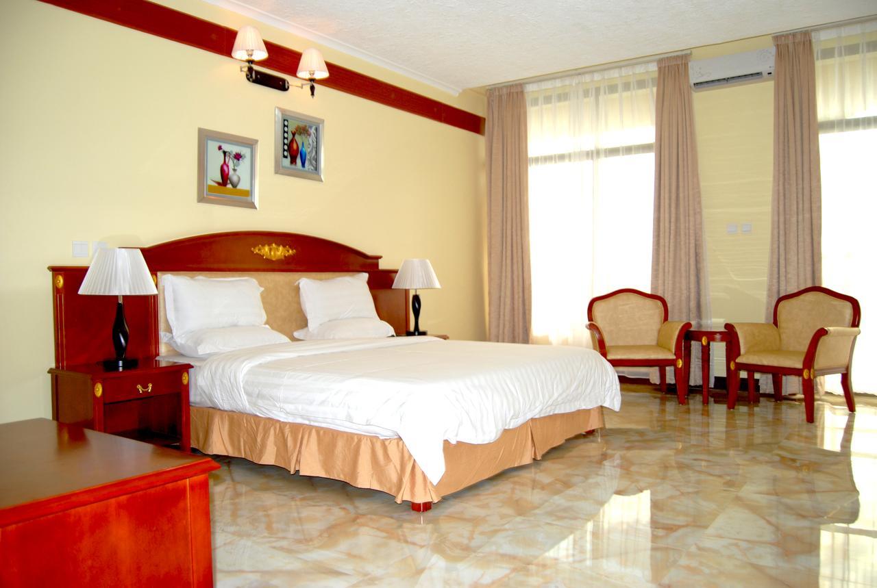 Morena Hotel Dodoma Extérieur photo