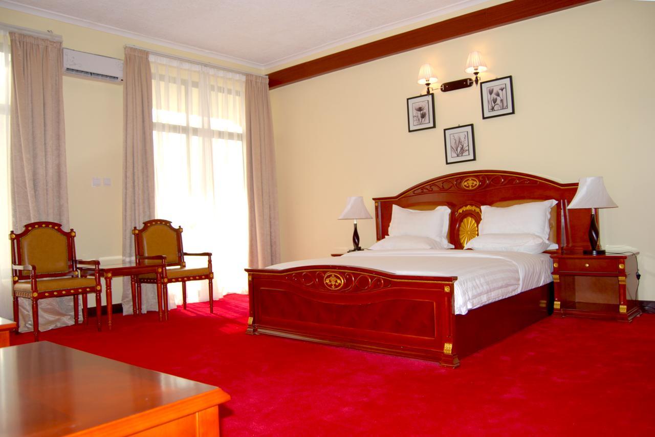 Morena Hotel Dodoma Extérieur photo